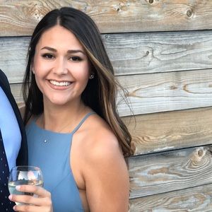 Meet your Posher, Leah